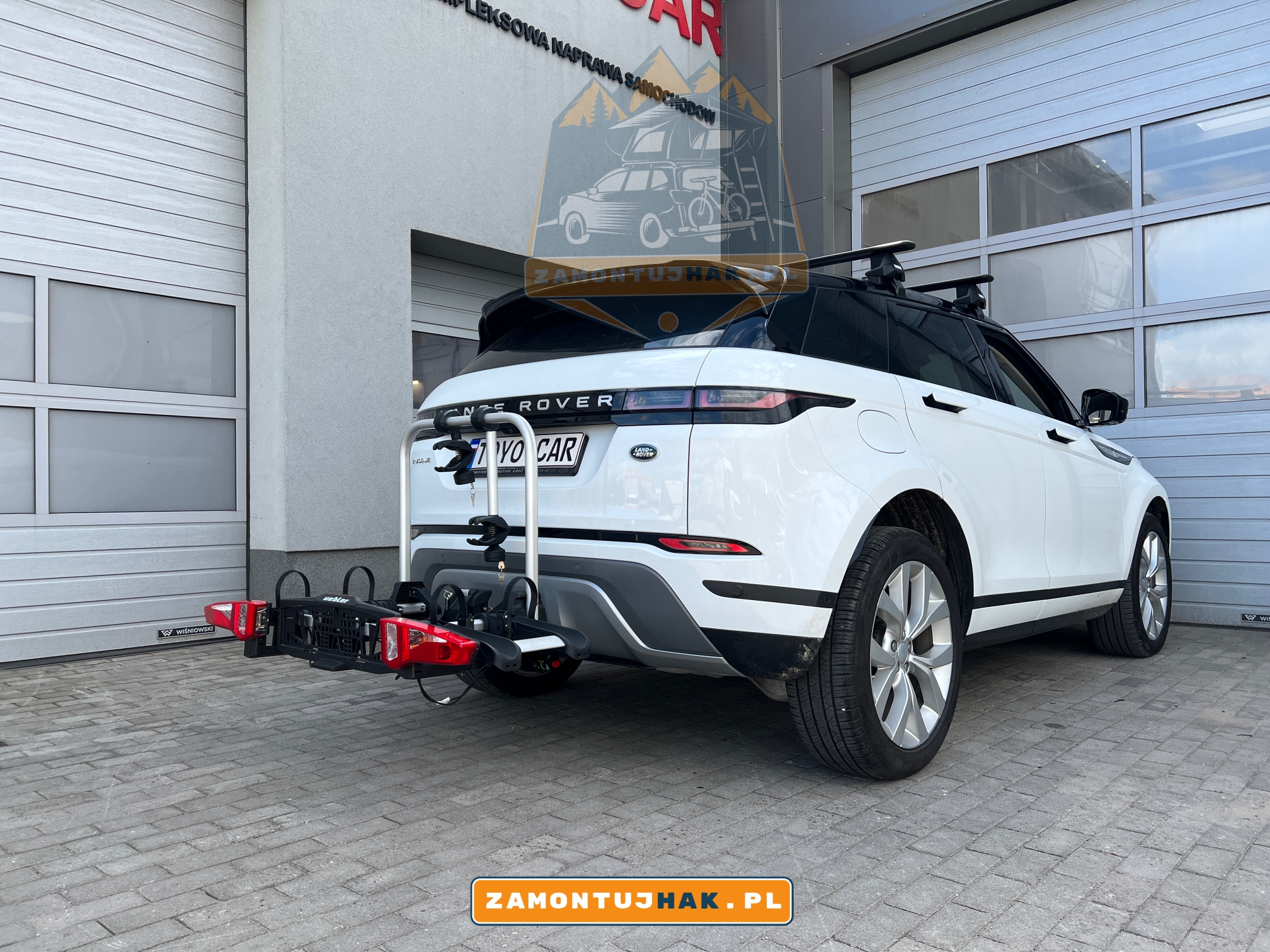 Transport Your Bikes Safely with Uebler i21 Bike Rack on Mercedes GLC